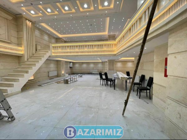 فروش مغازه لوکس 200 متر بر خیابان سعدی ارومیه