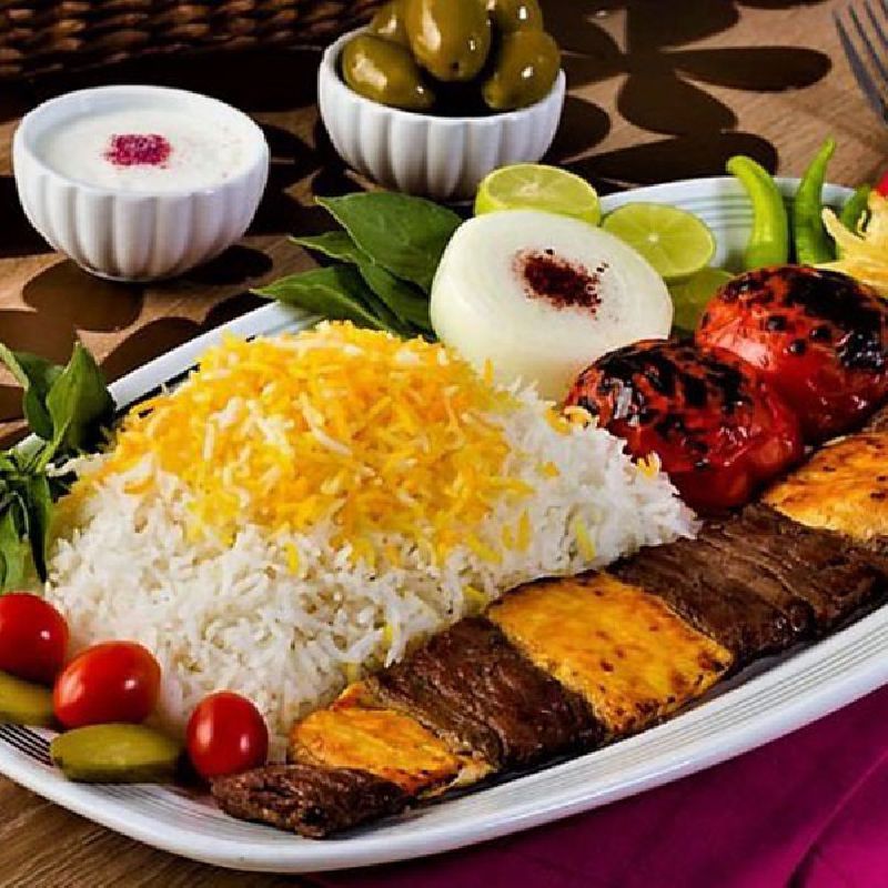 اجاره رستوران 500 متر در اول جاده امامزاده ارومیه