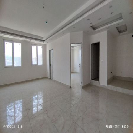 فروش واحد تجاری کلید نخورده 105 متر در خیابان حسنی ارومیه