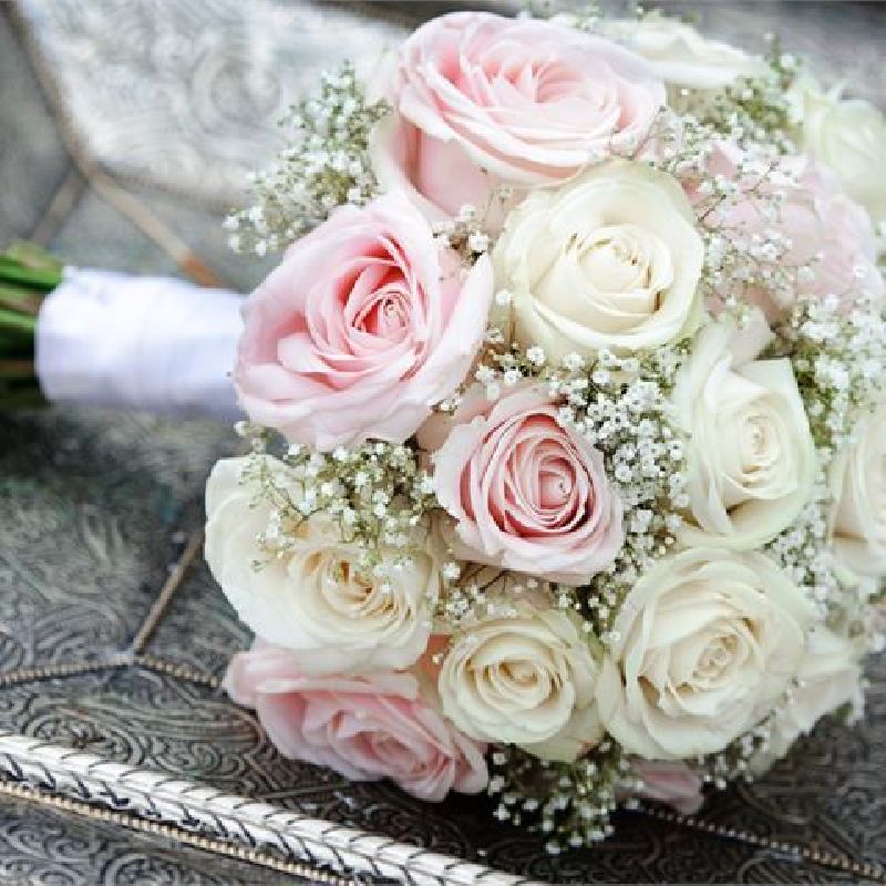 اسانس گل رز عروسی 10 کیلویی WEDDING ROSE پیرامید تجارت ارومیه