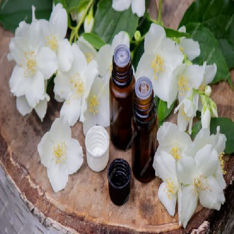 اسانس گل سفید 10 ده کیلویی WHITE FLOWER پیرامید تجارت ارومیه