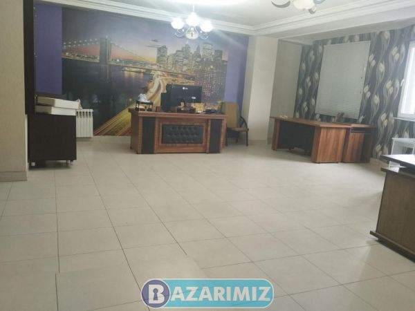 فروش واحد تجاری 120 متر بر خیابان باهنر ارومیه