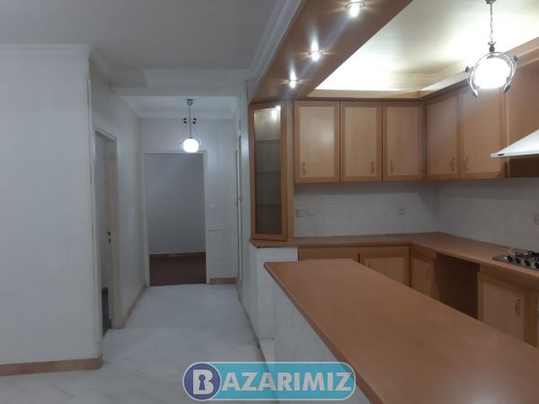 اجاره آپارتمان 88 متر در یکی از مجتمع های خیابان دانشکده ارومیه