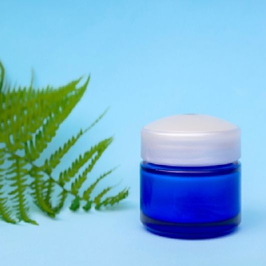 اسانس وازلین VAZELIN1 شرکت پیرامید تجارت ارومیه مهدی ابراهیمی