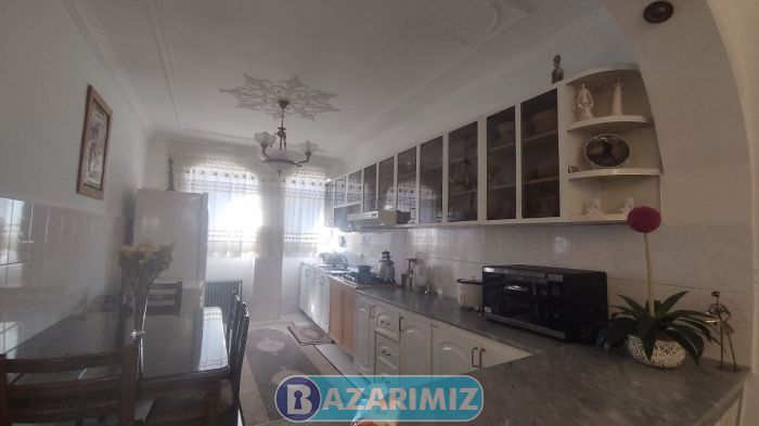 فروش منزل مسکونی 2 طبقه 240 متر در خیابان بهداری ارومیه