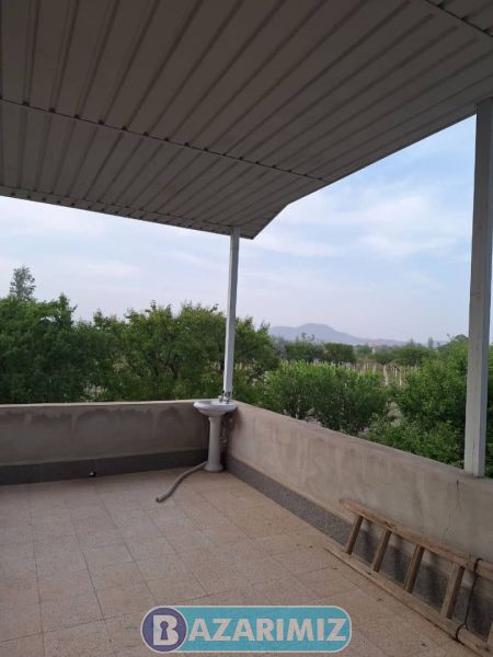 فروش ویلا باغ 7400 متر در جاده امامزاده ( حاجی پیرلو) ارومیه